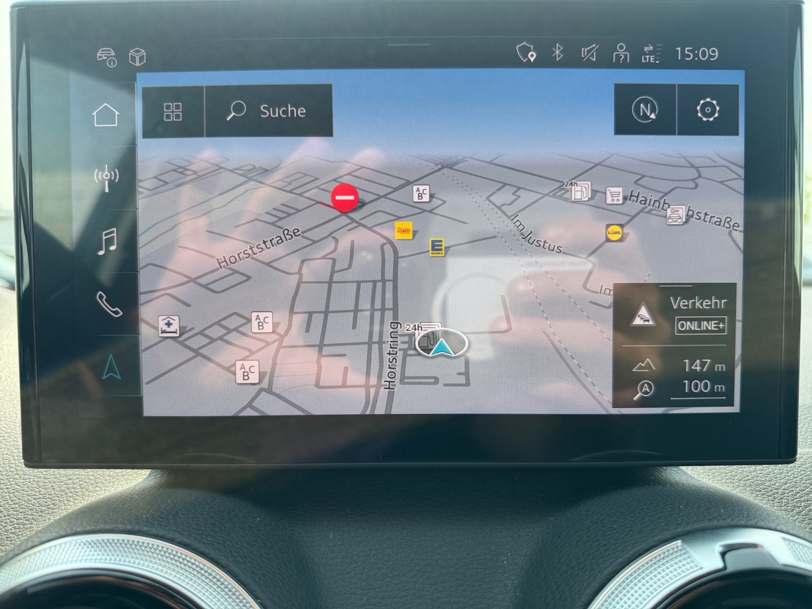 Q2 advanced 30 TFSI Schaltgetriebe Kam.,PDC,AHK