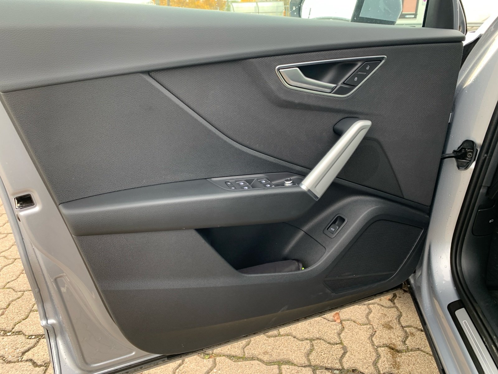 Q2 advanced 35 TFSI S tronic Kam.,PDC,Virtual,LM