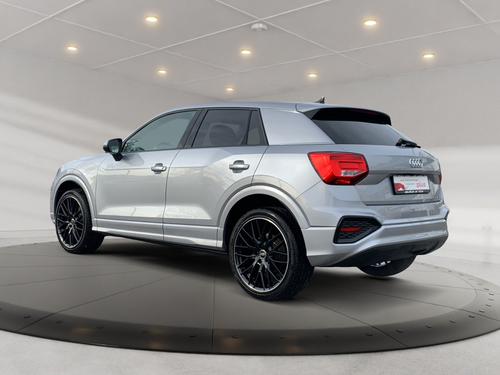 Q2 advanced 35 TFSI S tronic Kam.,PDC,Virtual,LM