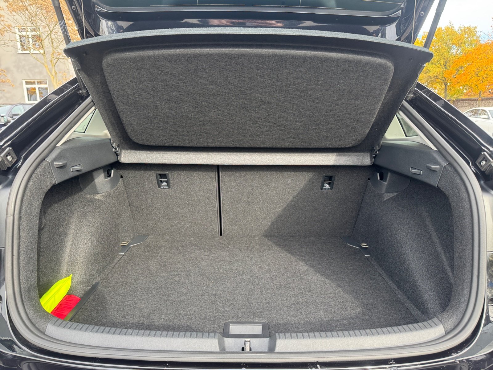 Taigo Life 1.0 l TSI OPF  5-Gang PDC,LED