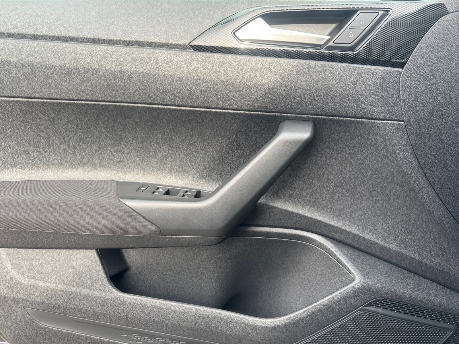 Taigo Life 1.0 l TSI OPF  5-Gang PDC,LED