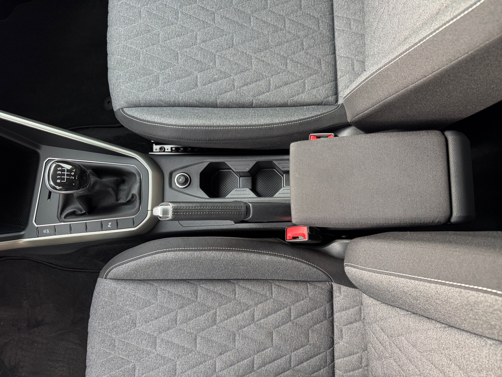 Taigo Life 1.0 TSI 95 PS PDC,Virtual,LED,Navi