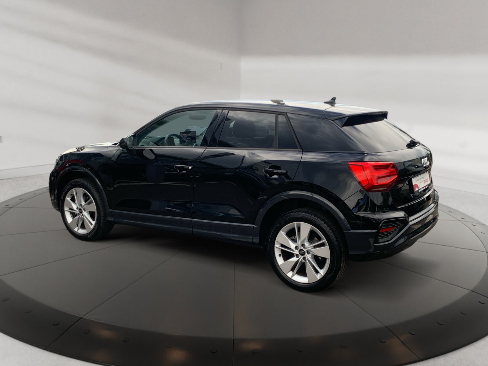 Q2 advanced 35 TFSI S tronic matrix,Kam.,PDC,AHK