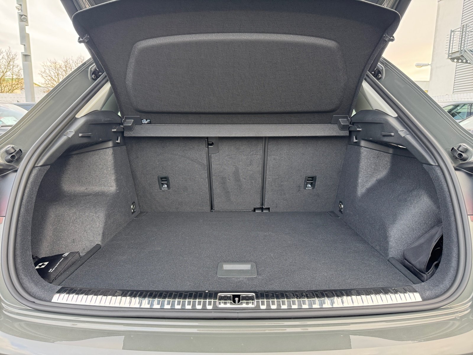 Q3 advanced 35 TFSI S tronic matrix,PDC,Virtual