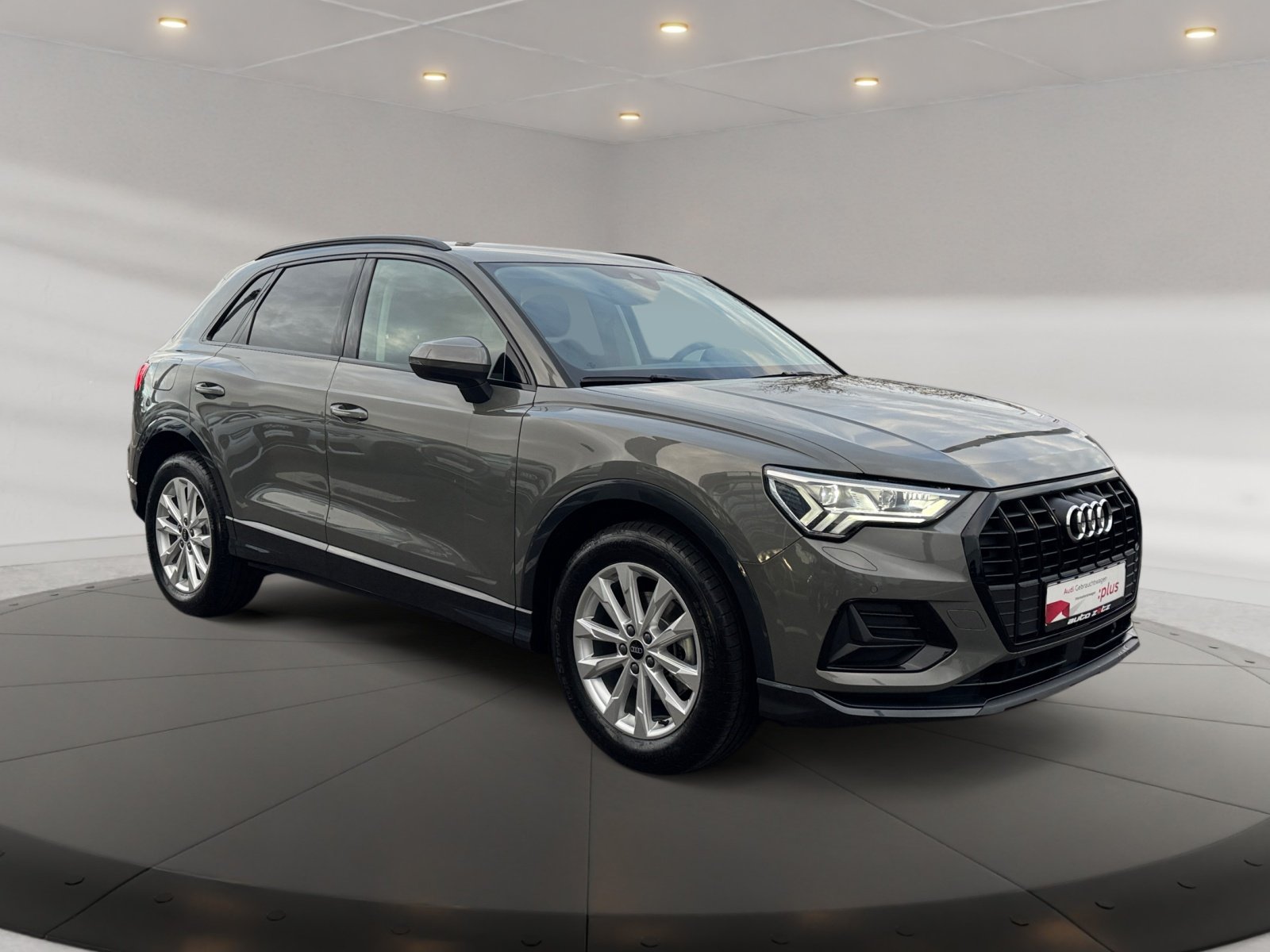 Q3 advanced 35 TFSI S tronic matrix,PDC,Virtual