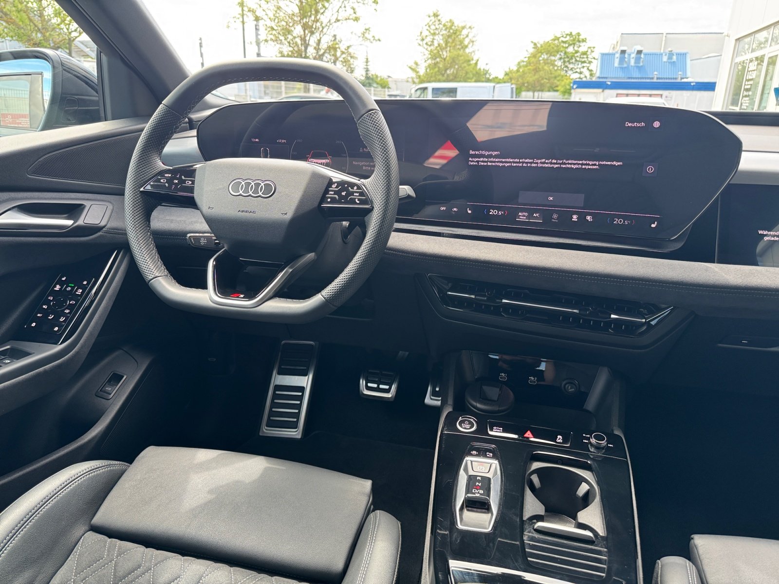 Q6 Sportback e-tron performance 225 kW S Line,LM