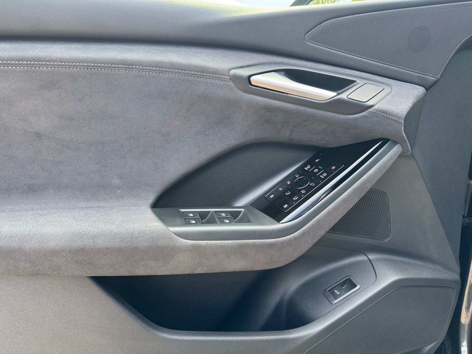 Q6 Sportback e-tron performance 225 kW S Line,LM