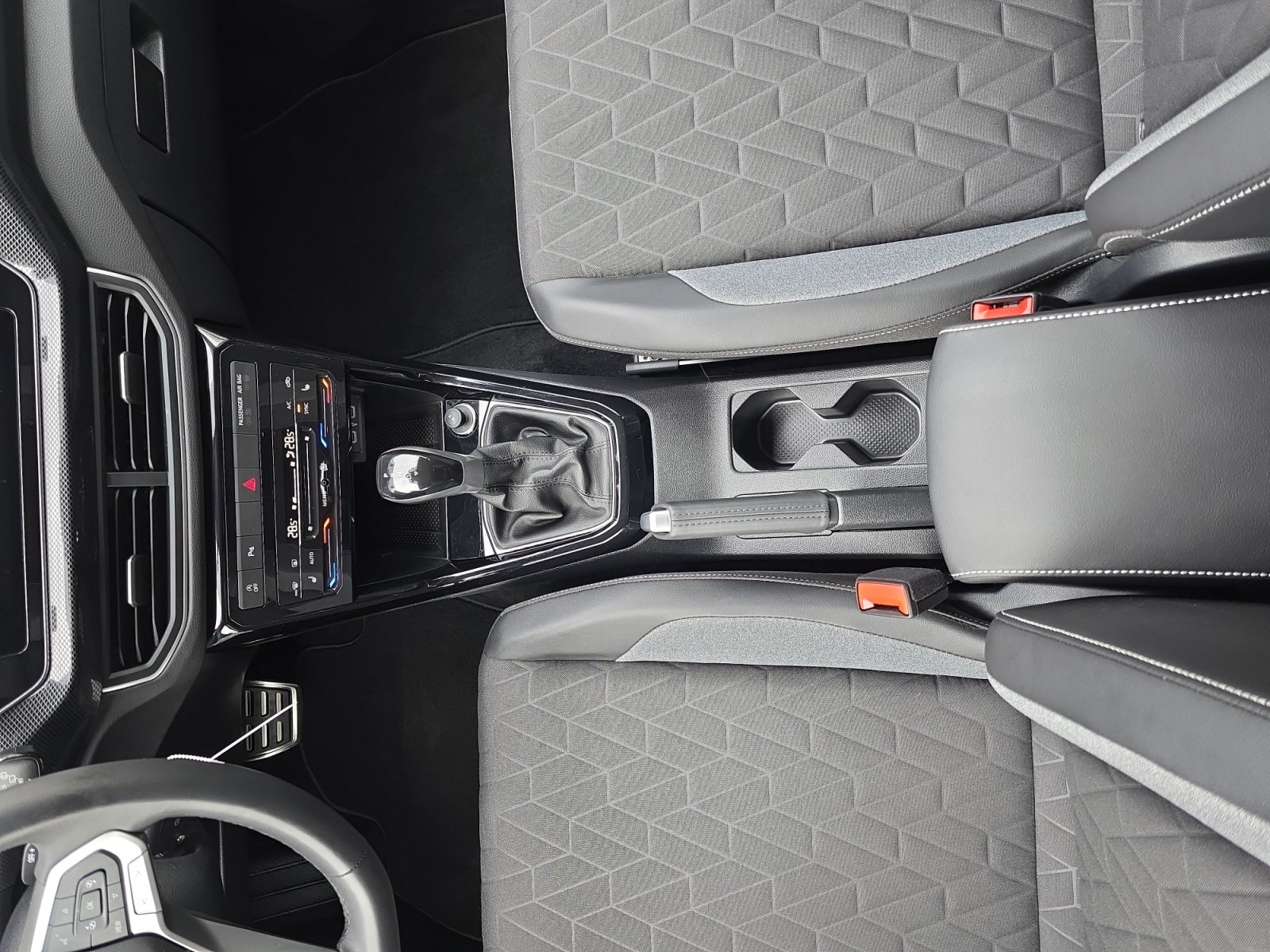 T-Cross Life T-Cross Life 1.0 l TSI OPF D PDC