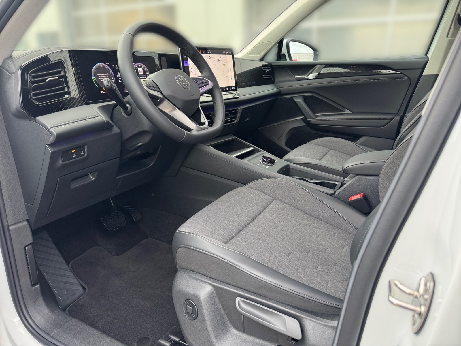 Tiguan Life 1.5 TSI eHybrid Kam.,Virtual,ACC,LED