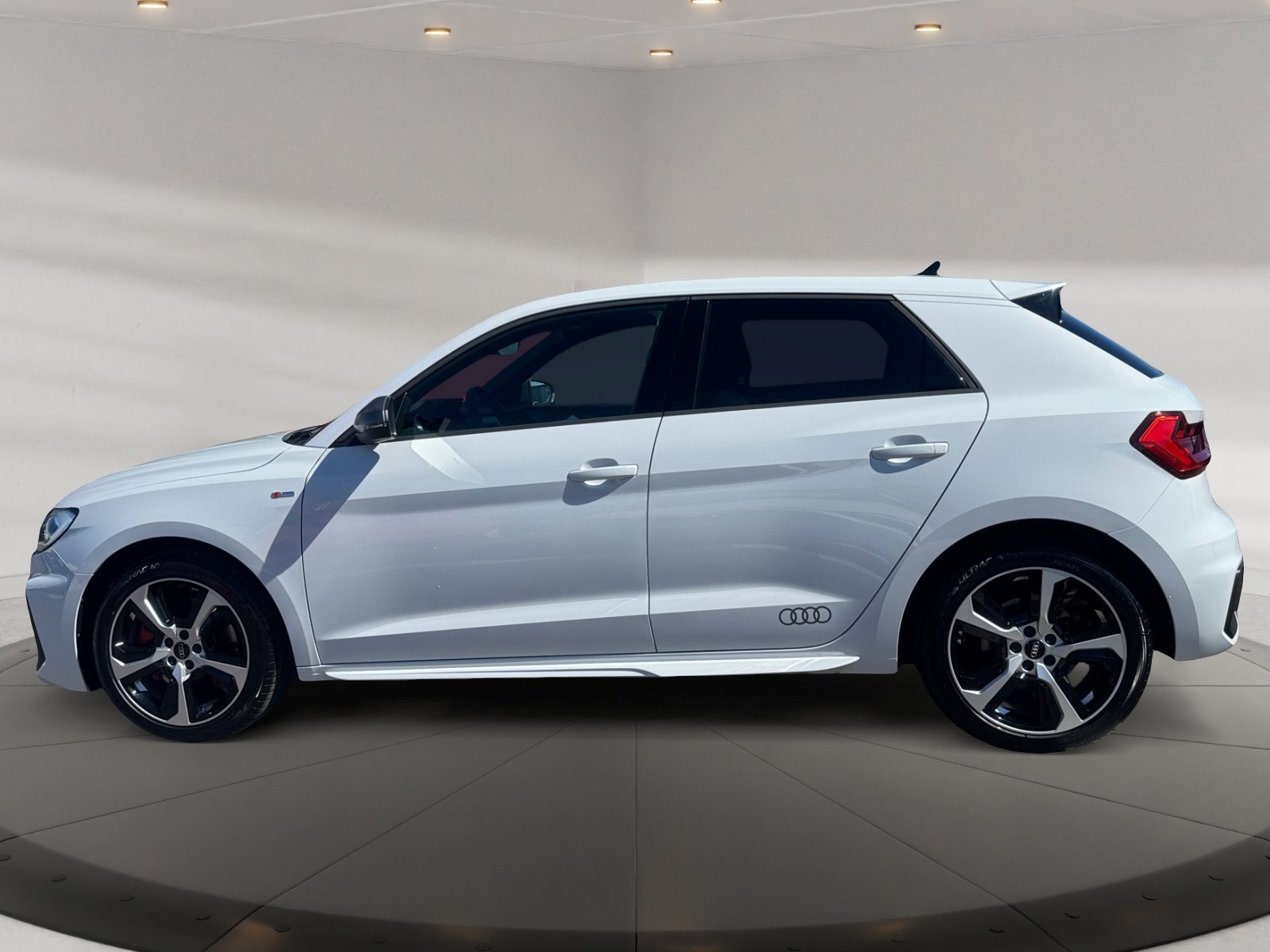 A1 Sportback S line 40 TFSI S tronic S Line,PDC