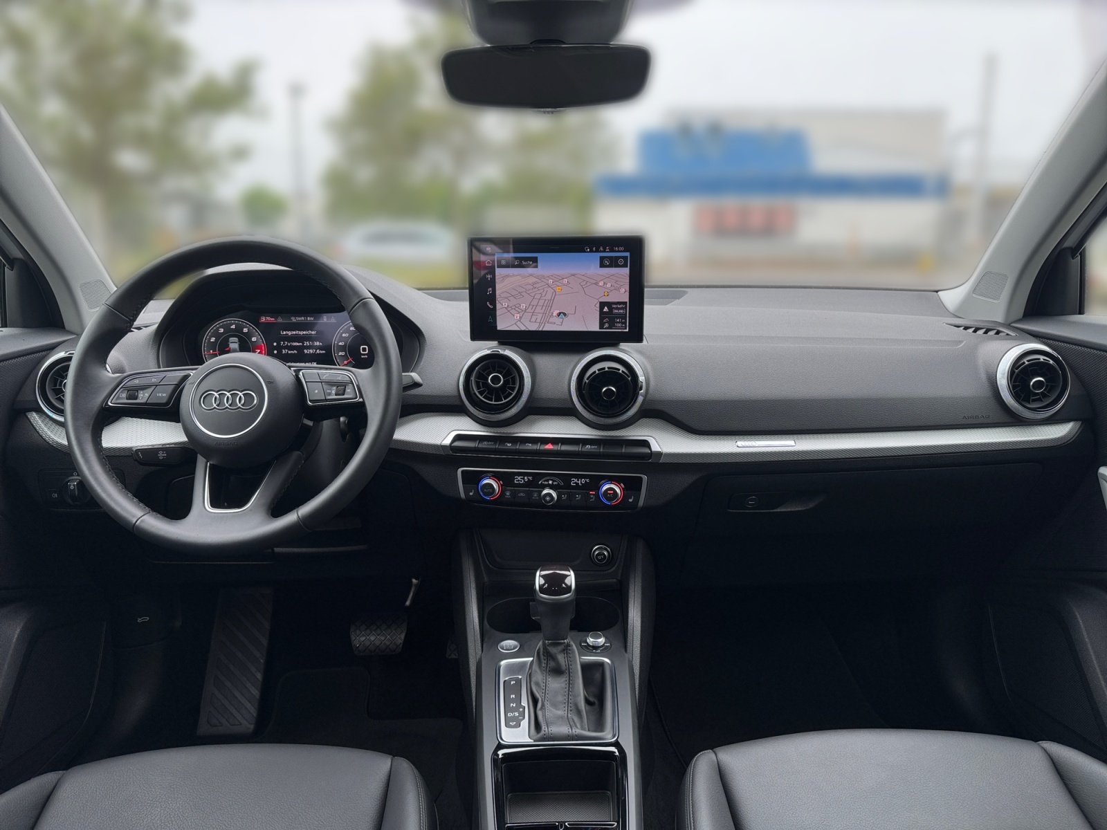 Q2 S line 35 TFSI S tronic S Line,Kam.,PDC,LED
