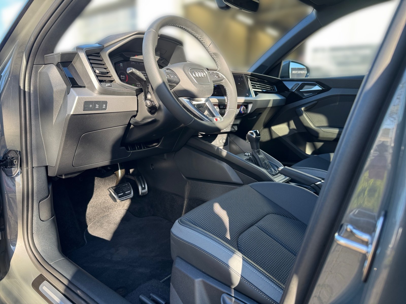 A1 Sportback S line 40TFSI S tronic S Line,PDC