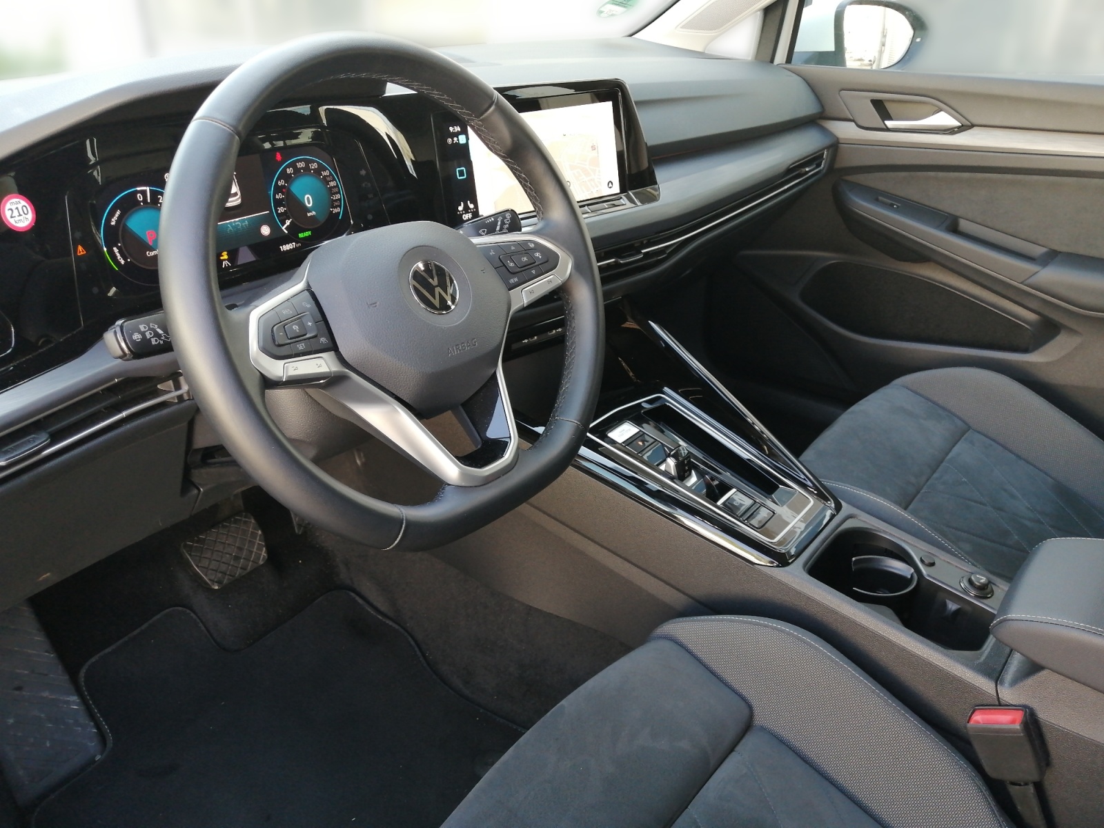 Golf VIII 1.4TSI eHYBRID Style IQ.Light ,Virtual