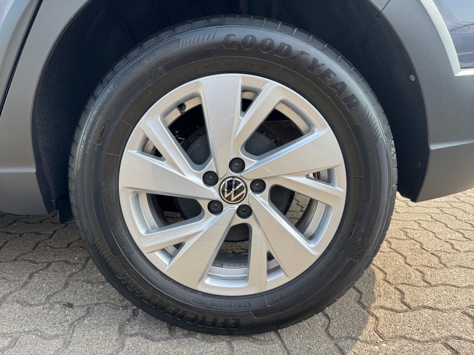 Taigo 1.0 TSI Life PDC,Virtual,AHK,LED,2xKlima