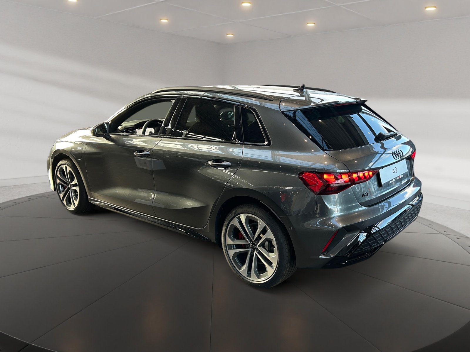 A3 Sportback S line TFSI e 200 kW S tronic 360