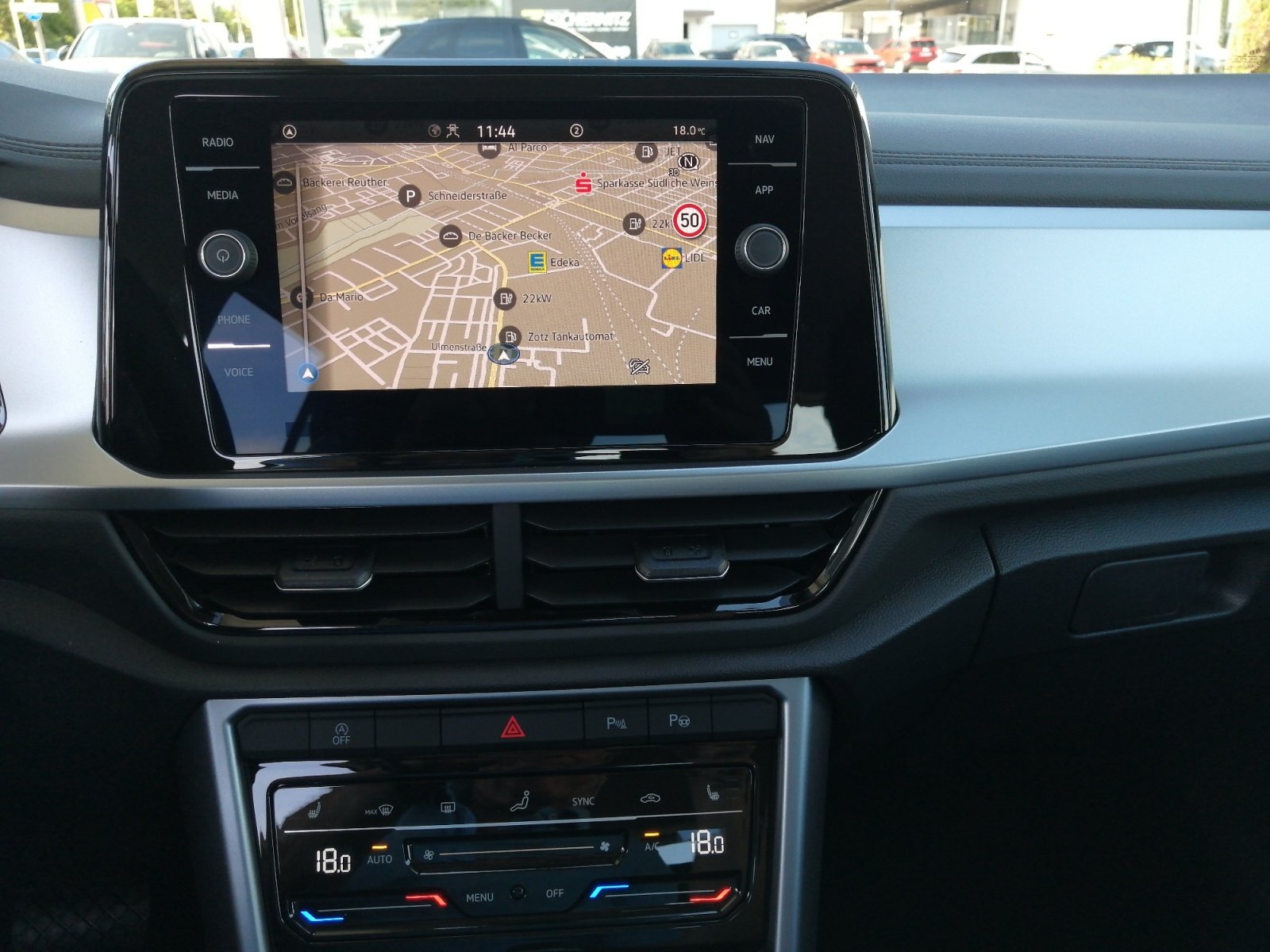 T-Roc 1.5TSI DSG Kam.,PDC,Virtual,LM