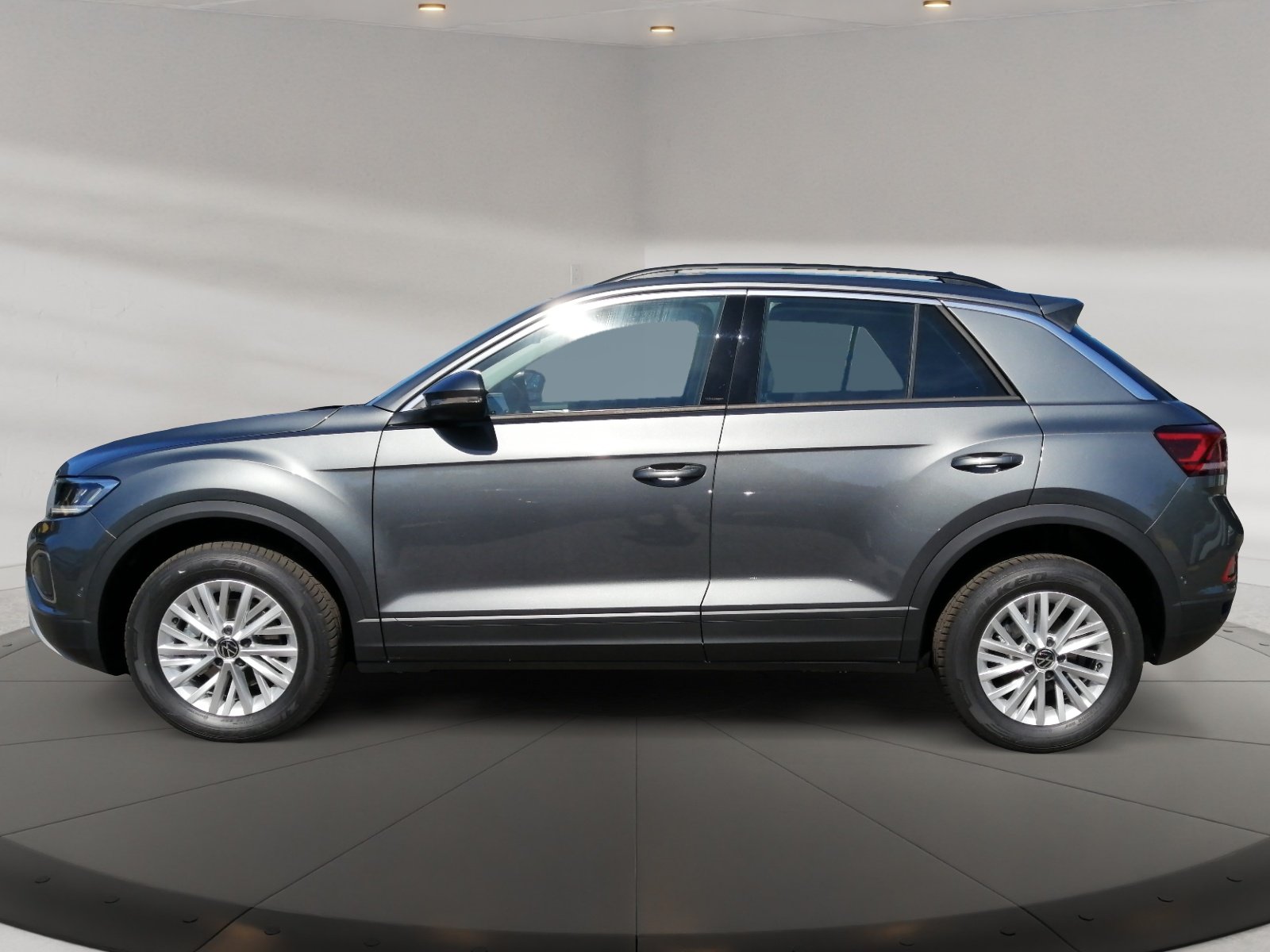 T-Roc 1.5TSI DSG Kam.,PDC,Virtual,LM