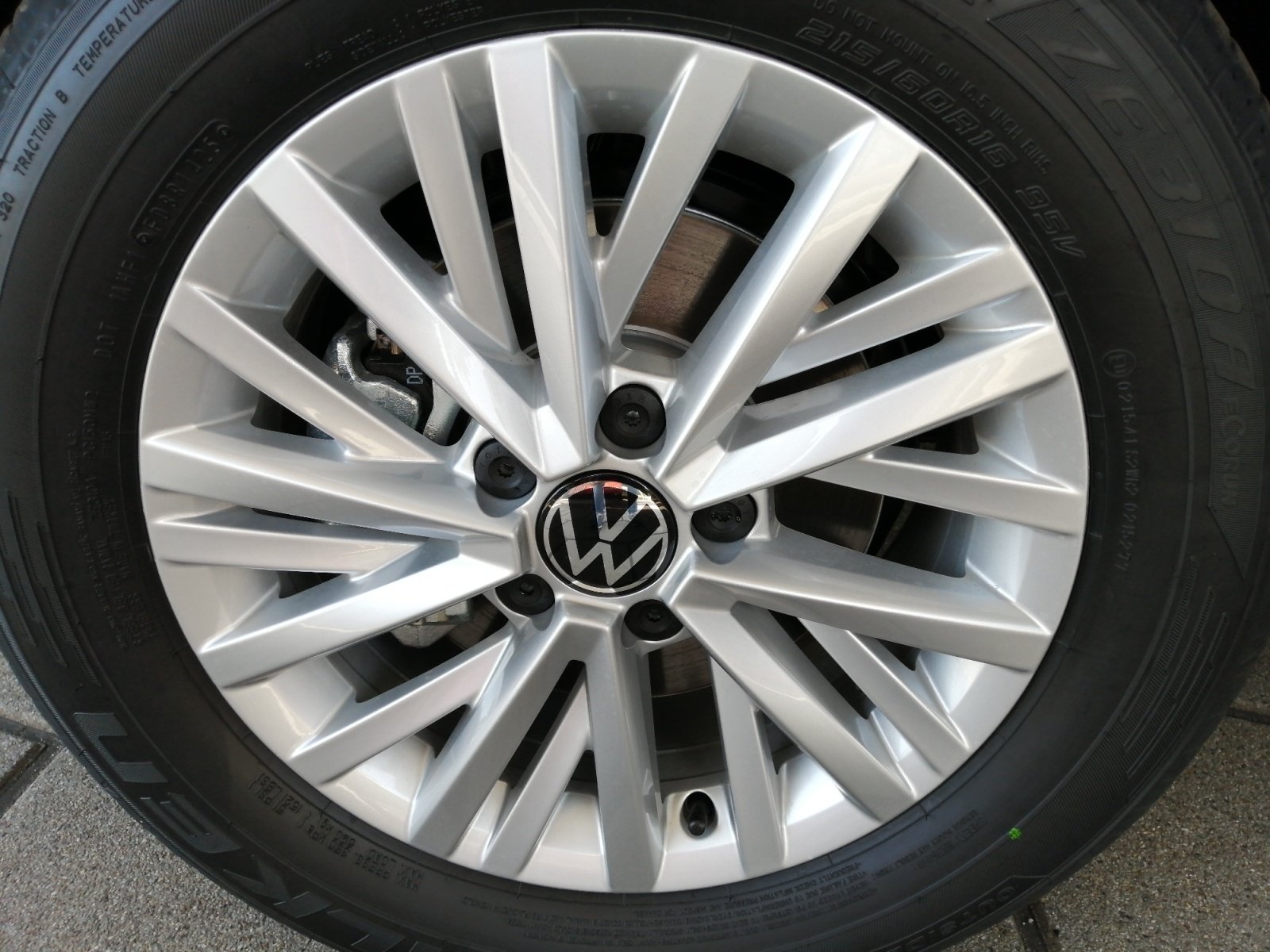 T-Roc 1.5TSI DSG Kam.,PDC,Virtual,LM